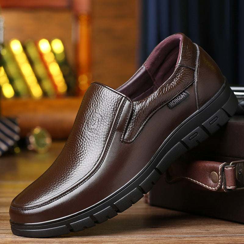 Zapatos hechos a mano de cuero genuino para hombres, zapatos casuales de plataforma plana para caminar, calzado al aire libre, mocasines, zapatillas transpirables